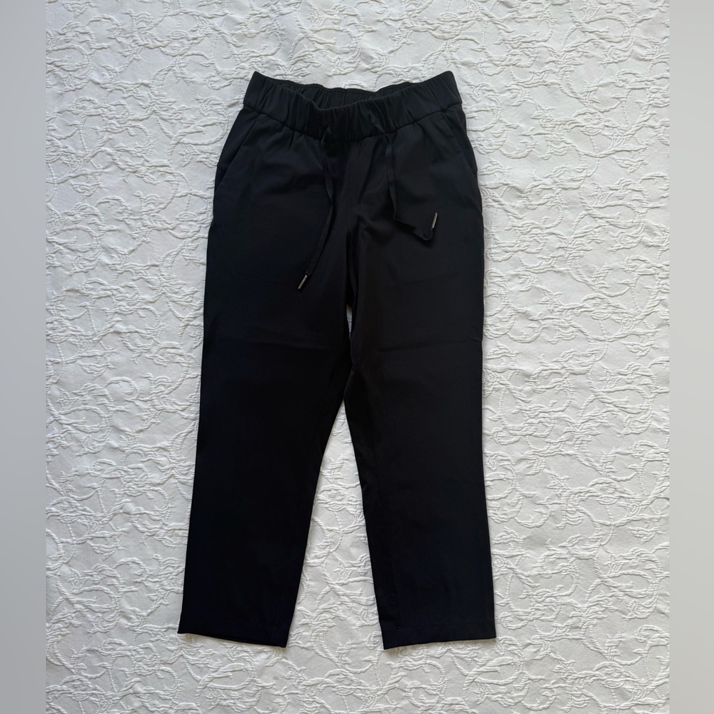 Lululemon Yoga Pants Black Pull On Cropped Nylon